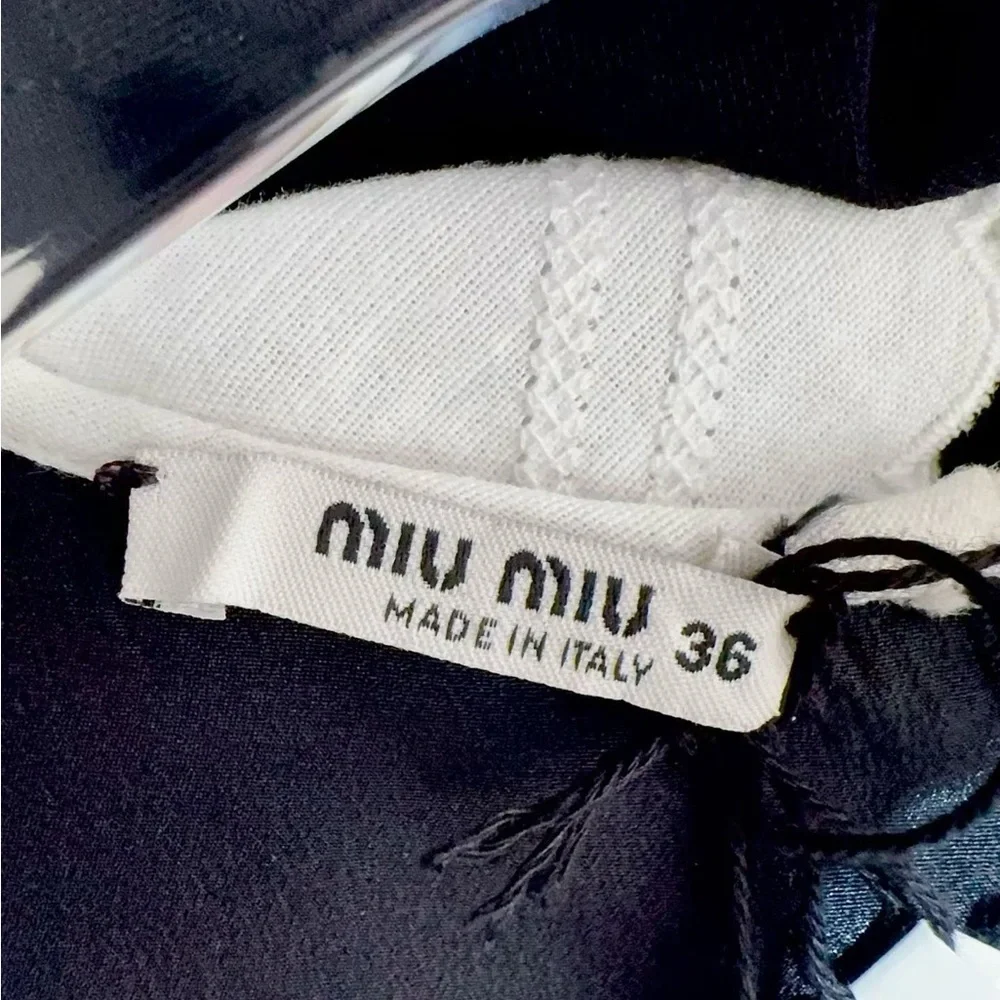 🚩steal authentic Miu Miu Black and White Garment - Picture 4 of 7